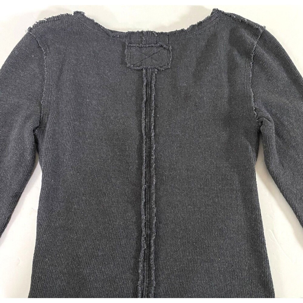 We The Free Like A Boss Tee Womens Size Small Dark Gray Raw Edges Knit NWT - Picture 6 of 16